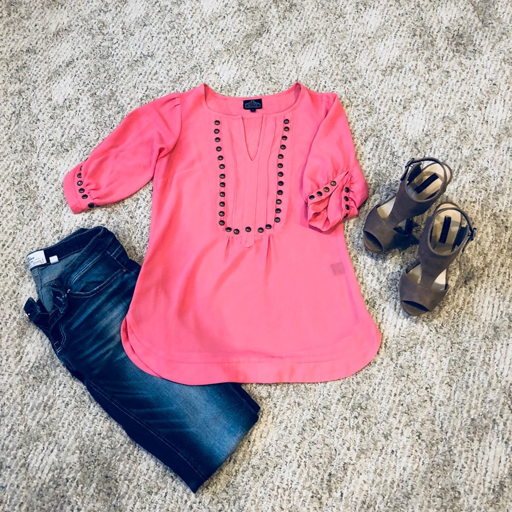 Top/ blouse / tunic